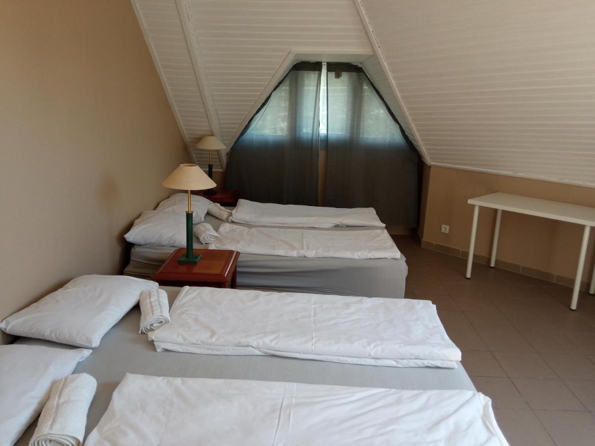 Retro Hotel Merid Zamárdi Kültér fotó